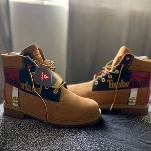 W 8 or M(Y) 6.5 Colorblock Tim’s.